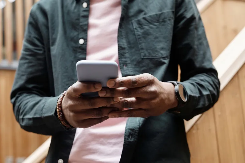 Squinting at Subtitles: The Hidden Reason Your Phone Anime Feels Like Homework